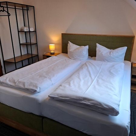 Hotel Am Schwarzen Berg 施塔德 外观 照片