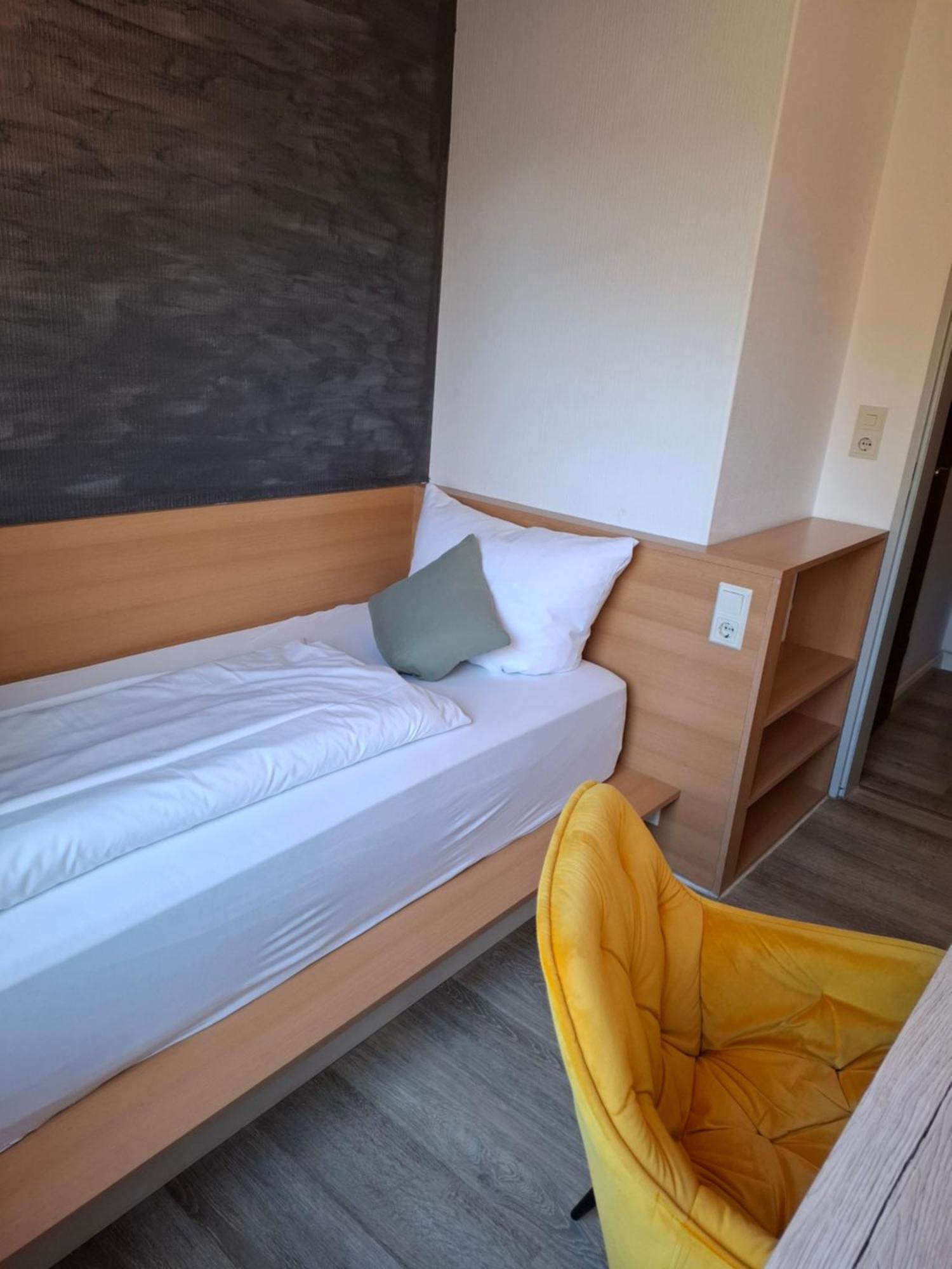Hotel Am Schwarzen Berg 施塔德 外观 照片